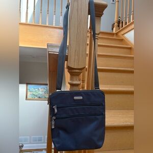 Baggallini Gray Crossbody